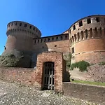 La Dolce Imola-bilocale In Centro Storico Апартаменты Имола