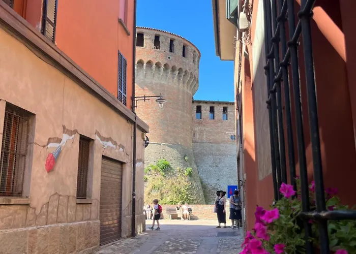 La Dolce Imola-bilocale In Centro Storico Apartmán Imola